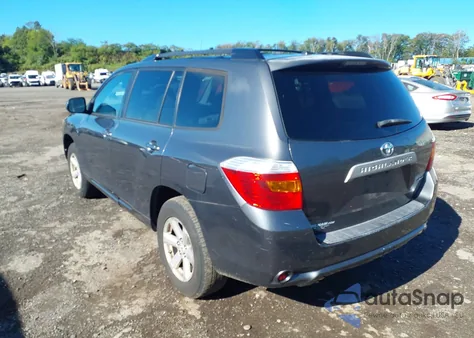 2010 Toyota Highlander Base V6 из США, поврежденный, VIN 5TDBK3EH5AS020343